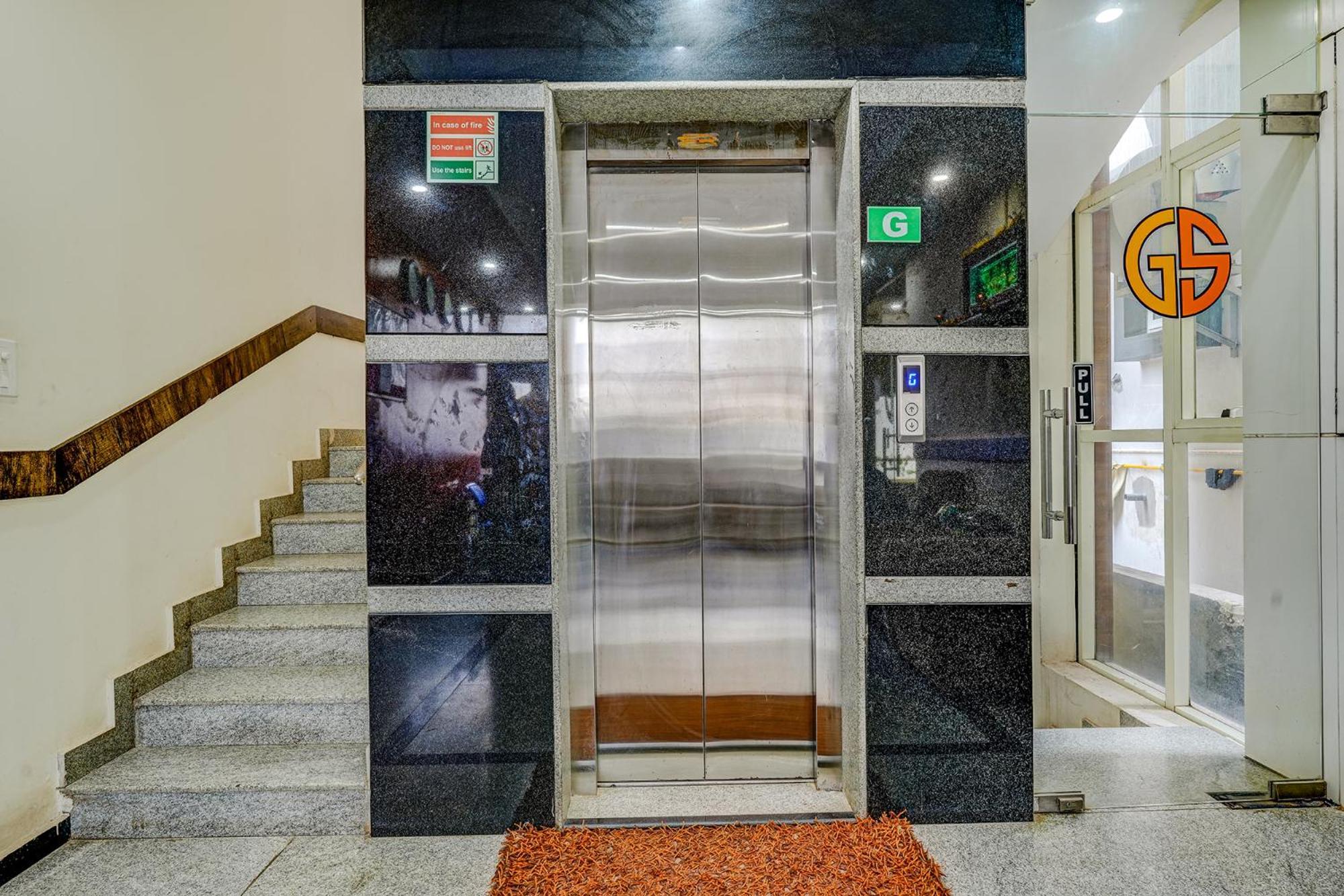 Fabexpress Metro Gs Comforts Bangalore Bagian luar foto